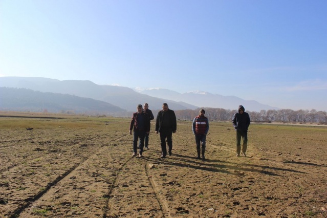 Durum kritik! Gölbaşı Gölü'nün yüzde 90'ı kurudu!