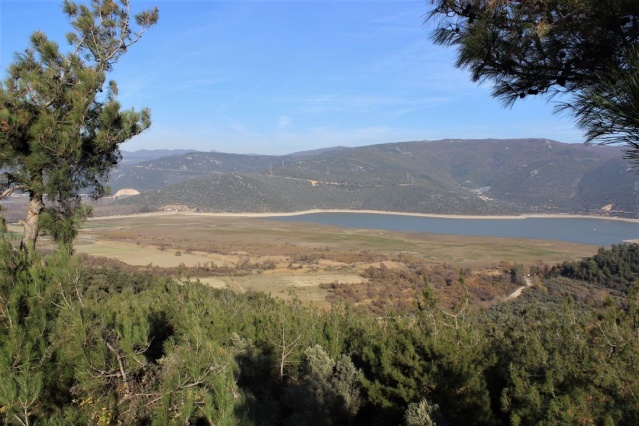 Durum kritik! Gölbaşı Gölü'nün yüzde 90'ı kurudu!