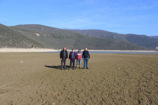 Durum kritik! Gölbaşı Gölü'nün yüzde 90'ı kurudu!