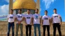 Mescid-i Aksa'daki gençlerimizden İsrail'e mesaj