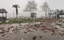 Şiddetli fırtına nedeniyle 2 kentte okullar tatil!