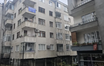 10 günlük bebek 5. kattan babasının kucağından düştü!