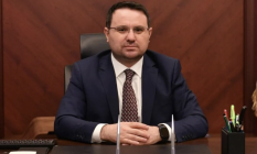 Akın Gürlek kimdir?