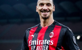 Ibrahimovic sahalara geri döndü