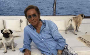 Ünlü moda tasarımcısı hayatını kaybetti