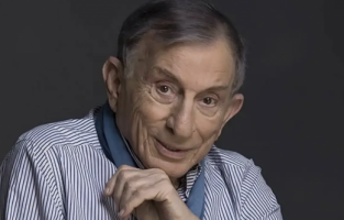 Usta oyuncu Haldun Dormen hayatını kaybetti