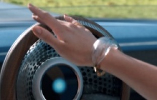 Honda'nın yeni direksiyonu otonom araçların geleceğine ışık tutuyor