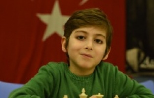 Filozof Atakan'a farklı bir yorum