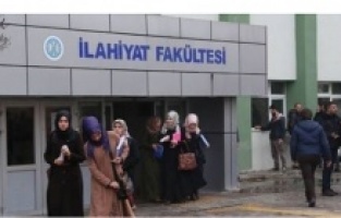 İlahiyat Fakülteleri ile imtihan