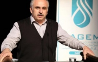 İhsan Fazlıoğlu İnsan’ın Geleceği: