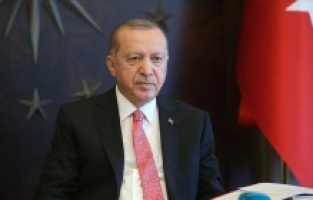 Cumhurbaşkanı Erdoğan, Viyana'daki Türk gençlerle konuştu