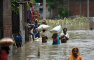 Hindistan'da buzul faciası