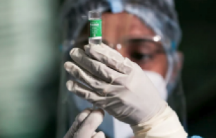 Oxford-AstraZeneca Aşısı Durduruldu