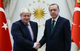 Erdoğan İngiltere Başbakanı Johnson ile görüştü