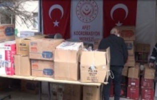 Yanan köyün sakinleri: "Yardım göndermeyin!"