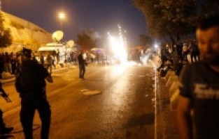 İsrail’in namaz kılan cemaate saldırısına tepkiler çığ gibi