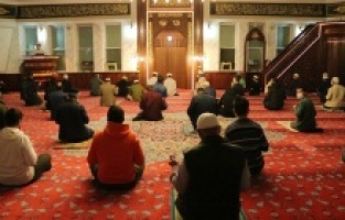 Kadir Gecesi’nde eller Mescid-i Aksa için semaya açıldı