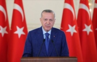 Cumhurbaşkanı Erdoğan’a büyük övgü
