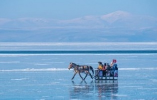Akarsular, göller dondu! Camlar buz tuttu