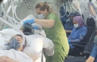 Tüm çabası depremzedelerin uzuvlarını kaybetmemesi