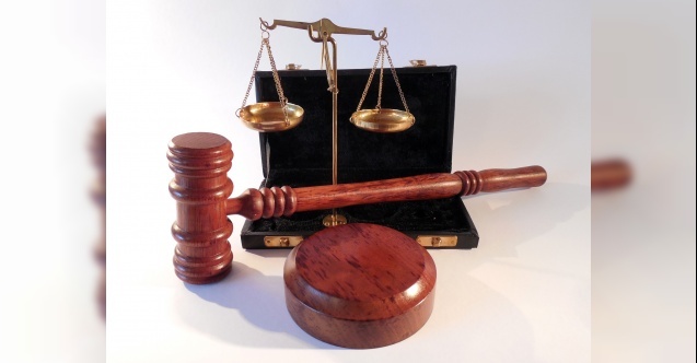 “Yasalar herkese adil değil”