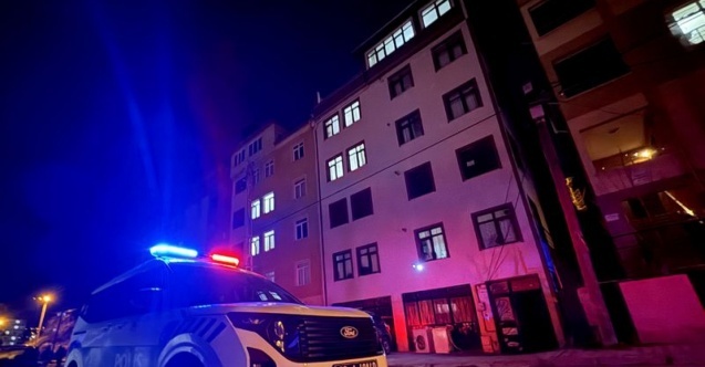 Genç kadın sevgilisini banyoda katletti!